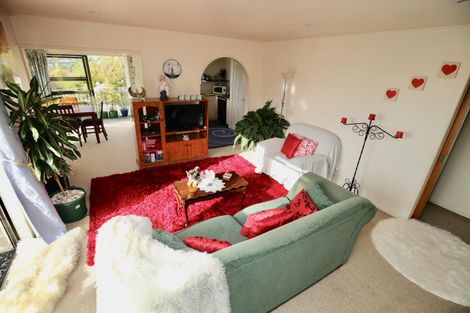 Photo of property in 9/10 Hunter Street, Hamilton Lake, Hamilton, 3204