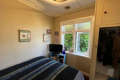 Photo of property in 16 Asquith Terrace, Brooklyn, Wellington, 6021