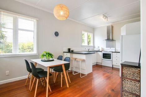 Photo of property in 7 Petane Road, Bay View, Napier, 4104