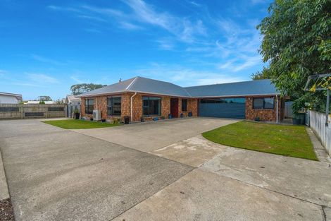 Photo of property in 10 Burnfield Way, Levin, 5510