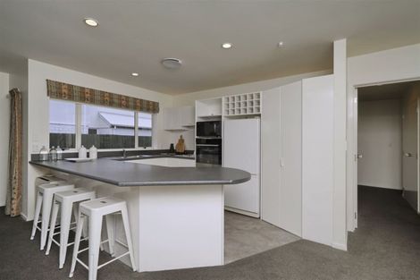 Photo of property in 1 Basil Place, Mount Pleasant, Christchurch, 8081