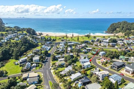 Photo of property in 104 Titiro Place, Onemana, Whangamata, 3691
