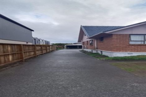 Photo of property in 48 Taikata Road, Te Atatu Peninsula, Auckland, 0610
