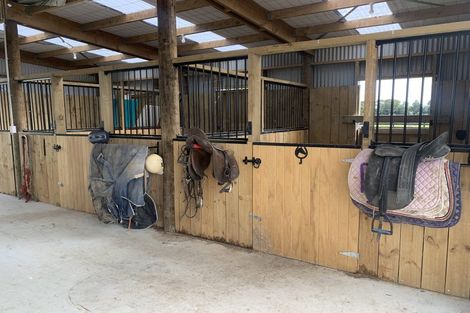 Photo of property in 34 Union Street, Winton, 9720