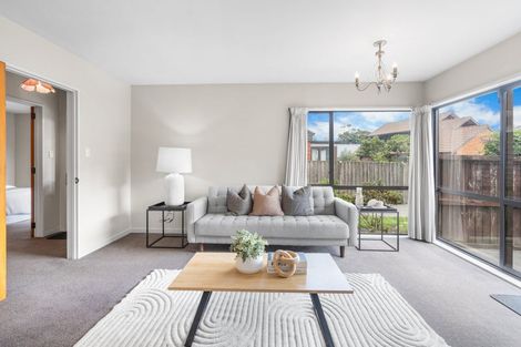 Photo of property in 2/9 Ludecke Place, Sockburn, Christchurch, 8042
