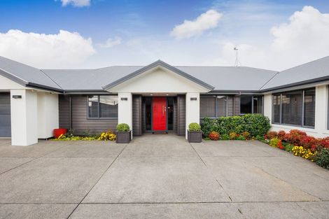 Photo of property in 11 Majestic Way, Kelvin Grove, Palmerston North, 4414