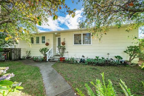 Photo of property in 41 Arawhata Road, Paraparaumu, 5032