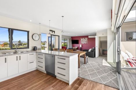 Photo of property in 6 Adele Way, Kaiteriteri, Motueka, 7197