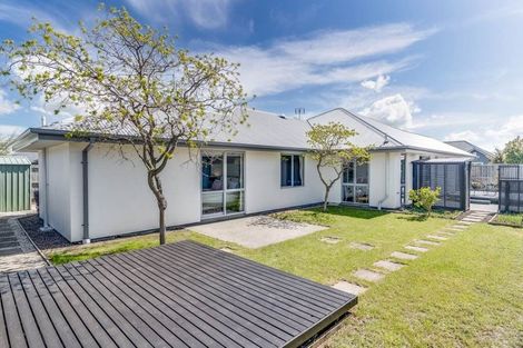 Photo of property in 14 Gosling Crescent, Halswell, Christchurch, 8025