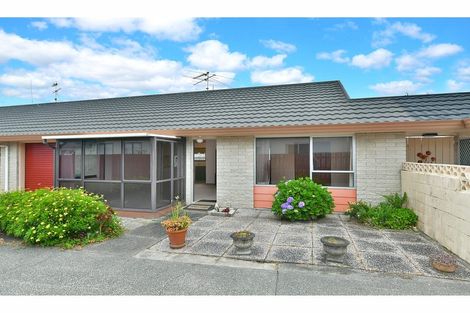 Photo of property in 2/54 Doment Crescent, Orewa, 0931