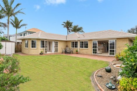 Photo of property in 28 Montego Drive, Papamoa Beach, Papamoa, 3118