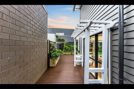 Photo of property in 34 Bomb Point Drive, Hobsonville, Auckland, 0616