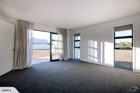 Photo of property in 16 Alan Livingston Drive, Cambridge, 3434