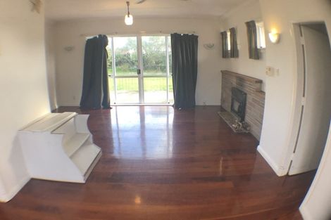 Photo of property in 135 Te Atatu Road, Te Atatu South, Auckland, 0610