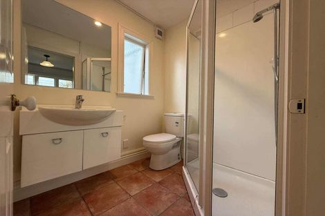 Photo of property in 12c Hobson Street, Thorndon, Wellington, 6011