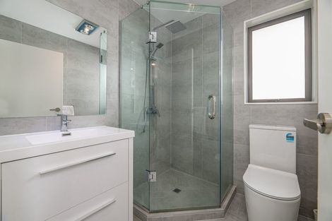 Photo of property in 73a Granville Drive, Massey, Auckland, 0614