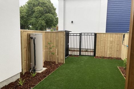 Photo of property in 10 Darvel Street, Riccarton, Christchurch, 8011