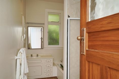 Photo of property in 34 Tui Street, Fendalton, Christchurch, 8041