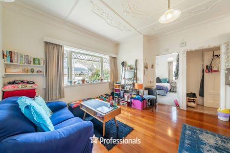 Photo of property in 135 Kings Crescent, Hutt Central, Lower Hutt, 5010