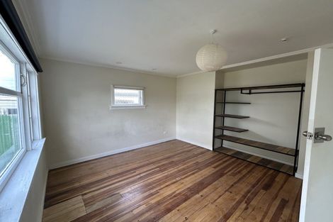 Photo of property in 42 Mckenzie Street, Levin, 5510