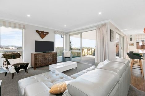 Photo of property in 89 Bert Wall Drive, Omokoroa, 3114