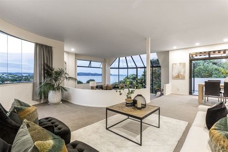 Photo of property in 26 Marellen Drive, Red Beach, 0932