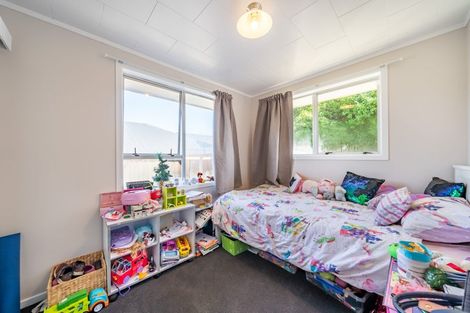 Photo of property in 4/54 Martin Street, Wallaceville, Upper Hutt, 5018
