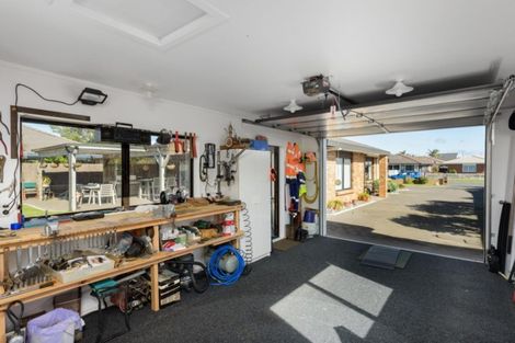 Photo of property in 9 Russley Drive, Mount Maunganui, 3116