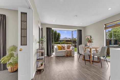 Photo of property in 6 Shenley Drive, Belfast, Christchurch, 8051