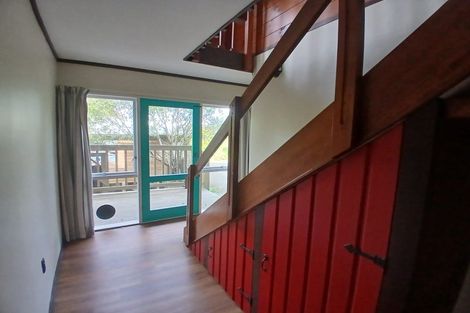 Photo of property in 3 Tree Top Lane, Paparangi, Wellington, 6037