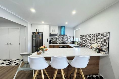 Photo of property in 31 Hill Crescent, Papakura, 2110