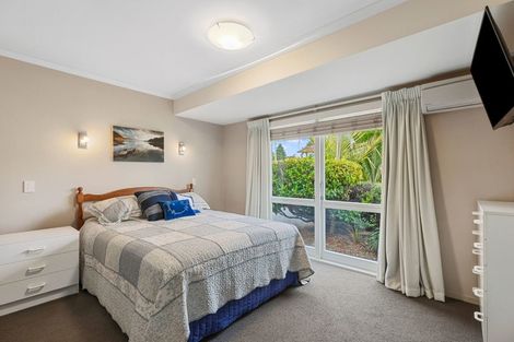 Photo of property in 1 Kiriwai Place, Matua, Tauranga, 3110