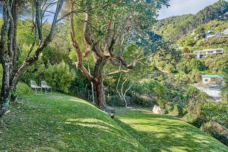 Photo of property in 26 Waitohu Road, York Bay, Lower Hutt, 5013