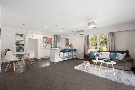 Photo of property in 75 Norana Road, Timberlea, Upper Hutt, 5018