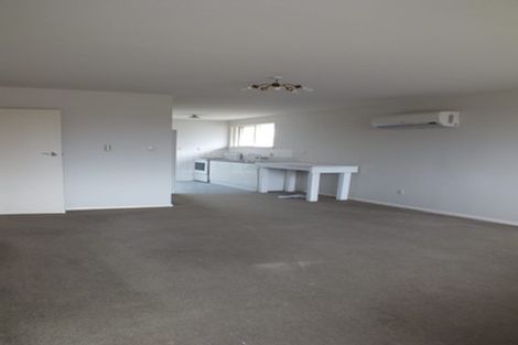 Photo of property in 3/6 Division Street, Riccarton, Christchurch, 8041
