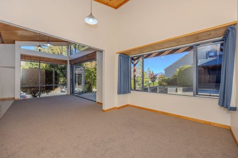 Photo of property in 137 Plantation Road, Wanaka, 9305