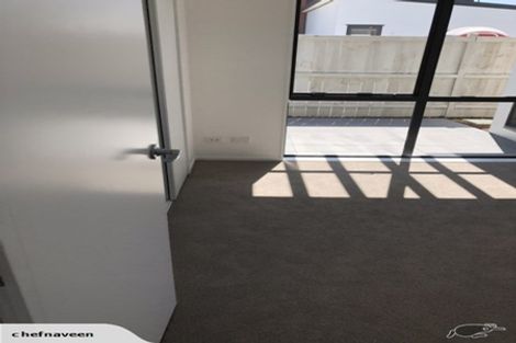 Photo of property in 33 Pepene Avenue, Takanini, 2112