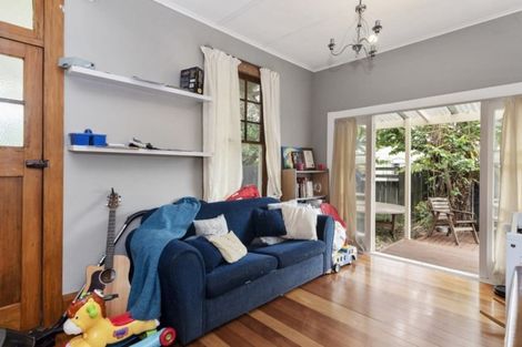 Photo of property in 1 Weka Street, Frankton, Hamilton, 3204