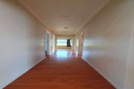 Photo of property in 10 Valencia Place, Manurewa, Auckland, 2102