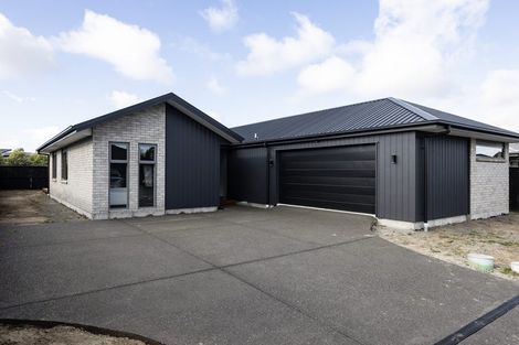 Photo of property in 12 Pipipi Lane, Halswell, Christchurch, 8025