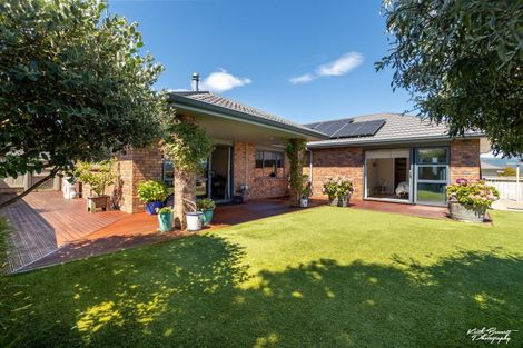 Photo of property in 94 Kirton Drive, Riverstone Terraces, Upper Hutt, 5018