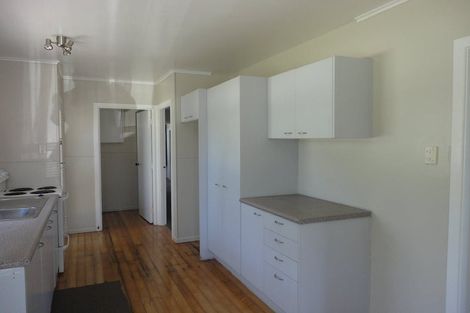 Photo of property in 620a Te Atatu Road, Te Atatu Peninsula, Auckland, 0610