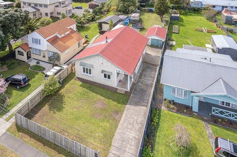 Photo of property in 36 Caius Avenue, Gonville, Whanganui, 4501