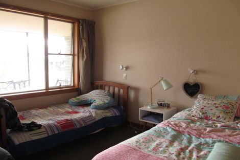 Photo of property in 9 Ashworth Street, Alexandra, 9320