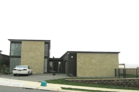 Photo of property in 18 Ashwood Street, Woodridge, Wellington, 6037