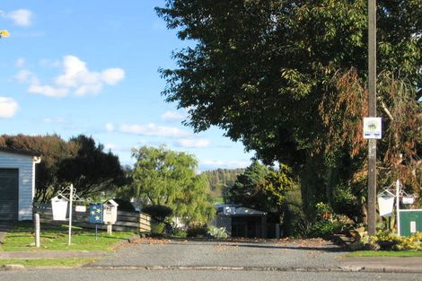 Photo of property in 16 Wavell Place, Putaruru, 3411