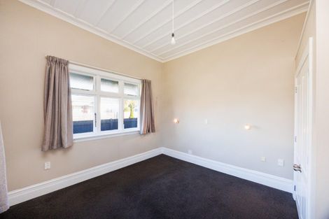 Photo of property in 16 Queen Street, Feilding, 4702