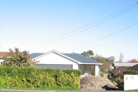 Photo of property in 218 Russell Road, Manurewa, Auckland, 2102