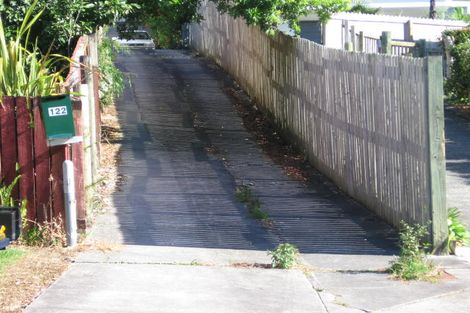 Photo of property in 124 Awaruku Road, Torbay, Auckland, 0630