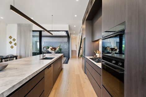 Photo of property in 26 Ngaiwi Street, Orakei, Auckland, 1071